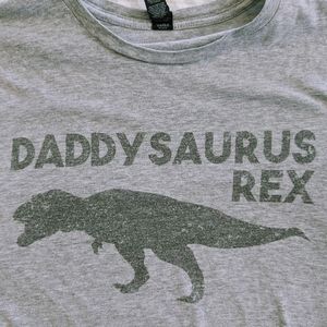 Daddysaurus Rex tee M